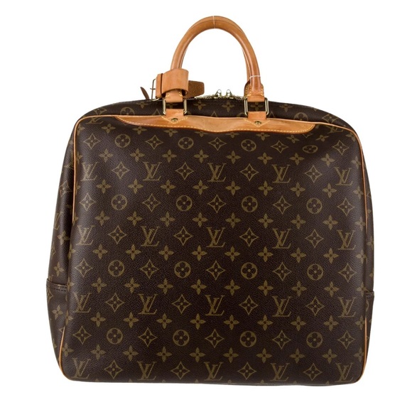 Louis Vuitton Monogram Evasion Travel Bag in Excellent Preloved Condition - Picture 4 of 16